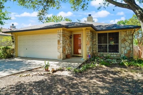 Photo of 1422 Wheatfall LN, Austin, TX 78748 (MLS # 3157102)