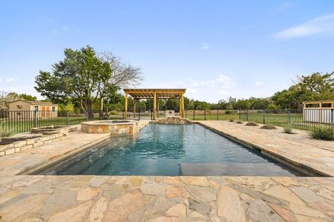 Photo of 911 Oak Meadow DR, Dripping Springs, TX 78620 (MLS # 6017049)