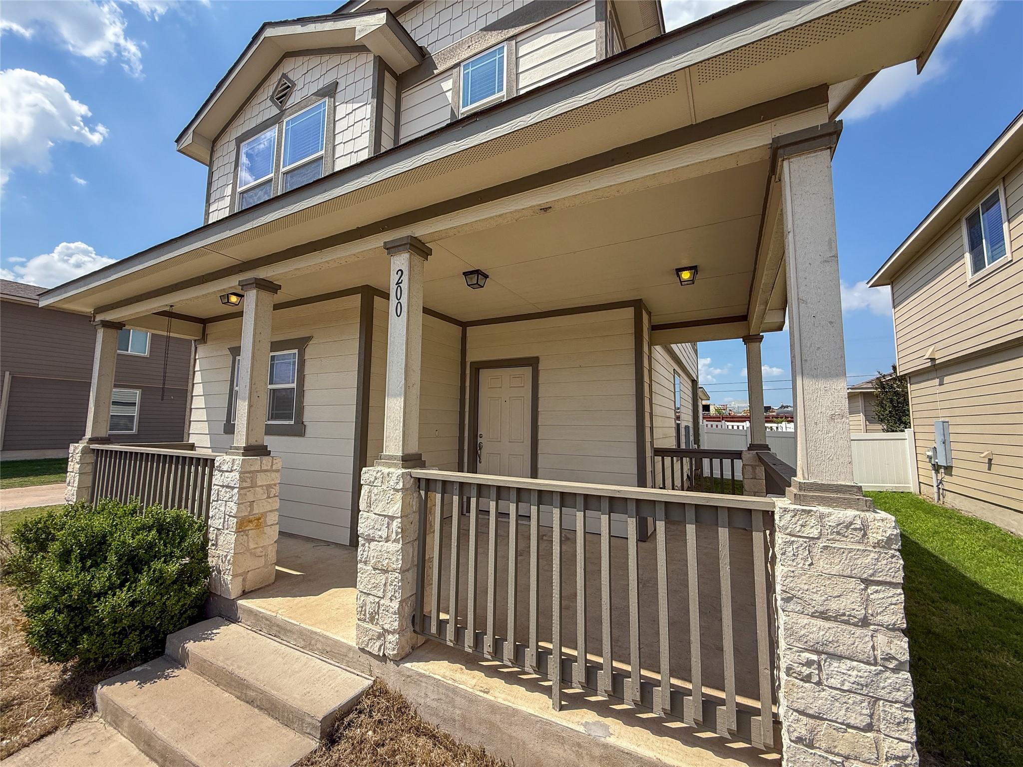 200 Cane River RD