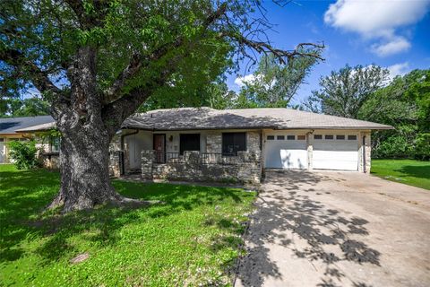 Photo of 4614 Bundyhill DR, Austin, TX 78723 (MLS # 4608237)
