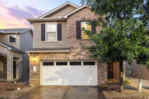 Photo of 10605 Portico LN, Austin, TX 78748 (MLS # 4350852)