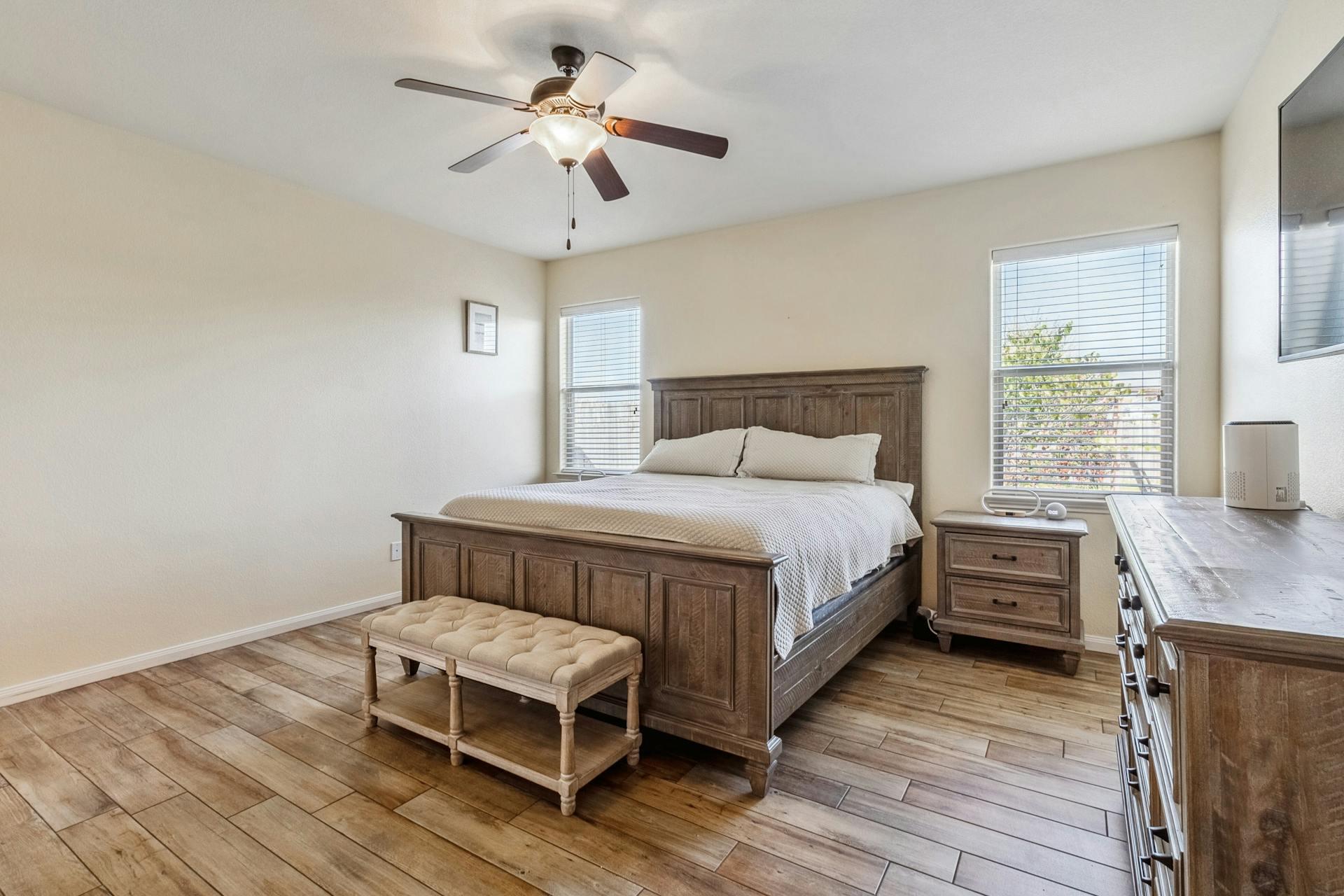 Kyle, Texas 78640, United States, 4 Bedrooms Bedrooms, ,3 BathroomsBathrooms,Residential,Pending,135816