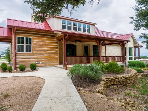 A home in Round Mountain