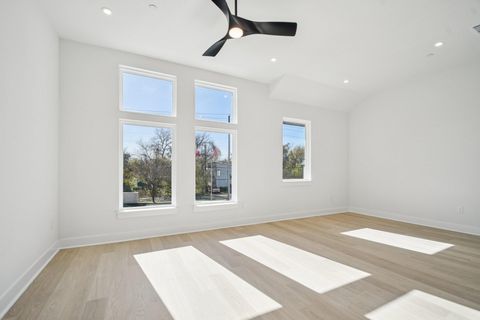 Tiny photo for 200 W 56th ST #5102, Austin, TX 78751 (MLS # 3046040)