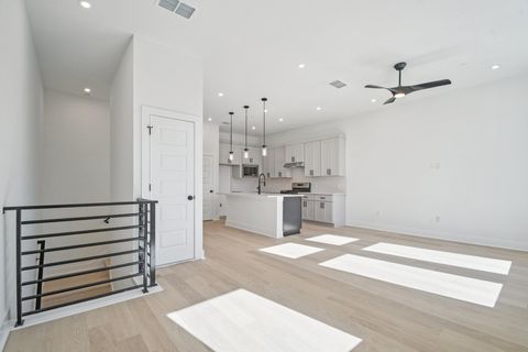Tiny photo for 200 W 56th ST #5102, Austin, TX 78751 (MLS # 3046040)