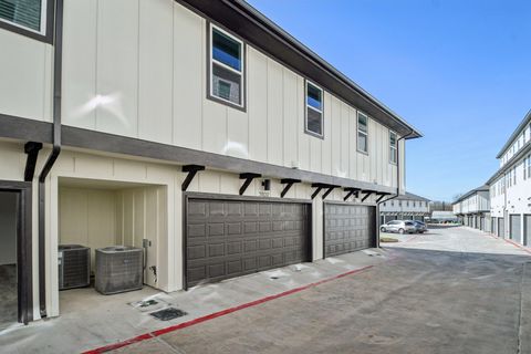 Tiny photo for 200 W 56th ST #5102, Austin, TX 78751 (MLS # 3046040)
