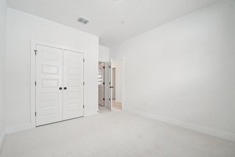 Tiny photo for 200 W 56th ST #5102, Austin, TX 78751 (MLS # 3046040)