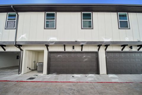 Tiny photo for 200 W 56th ST #5102, Austin, TX 78751 (MLS # 3046040)