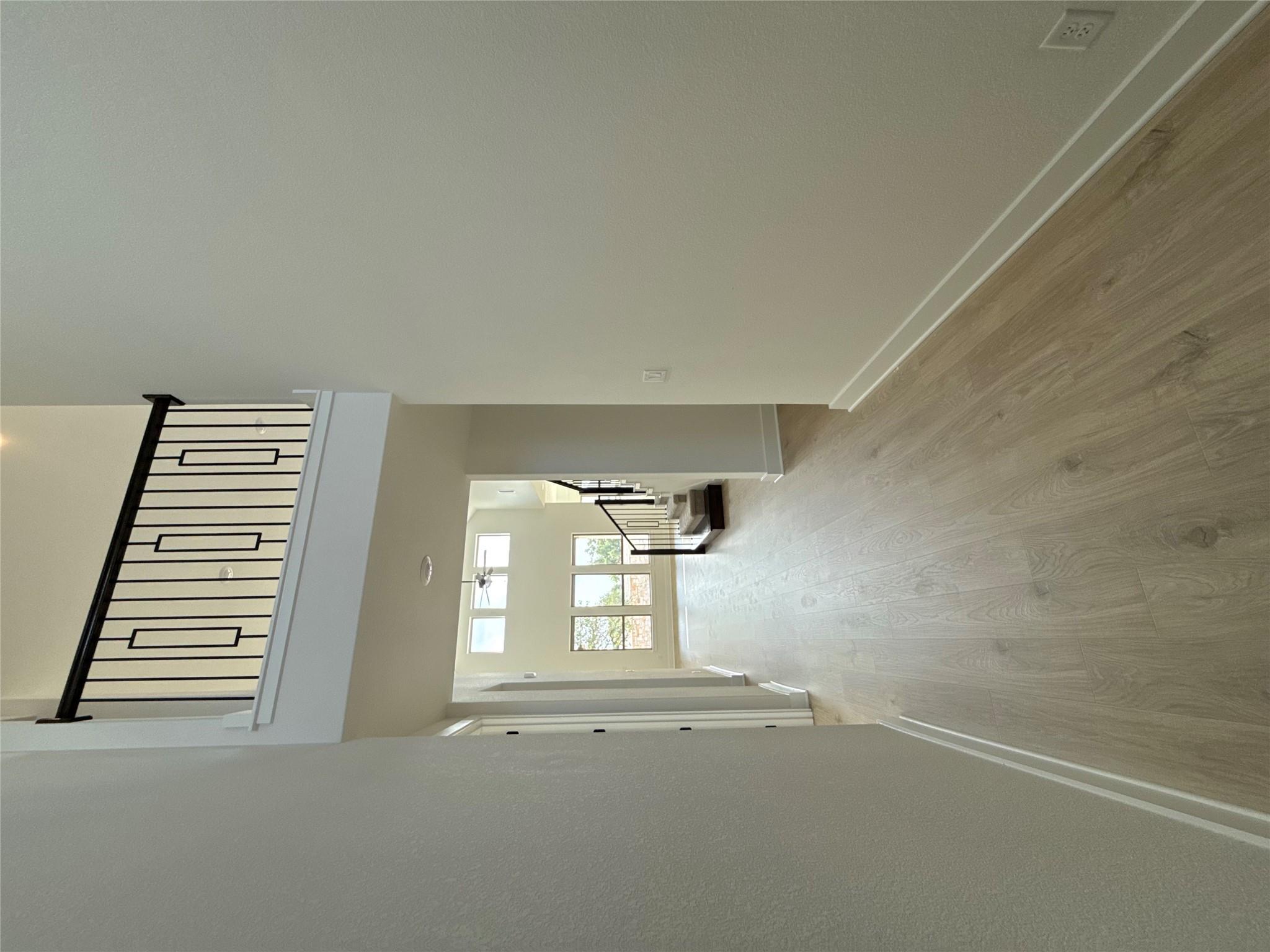 1400 Snowdrop DR