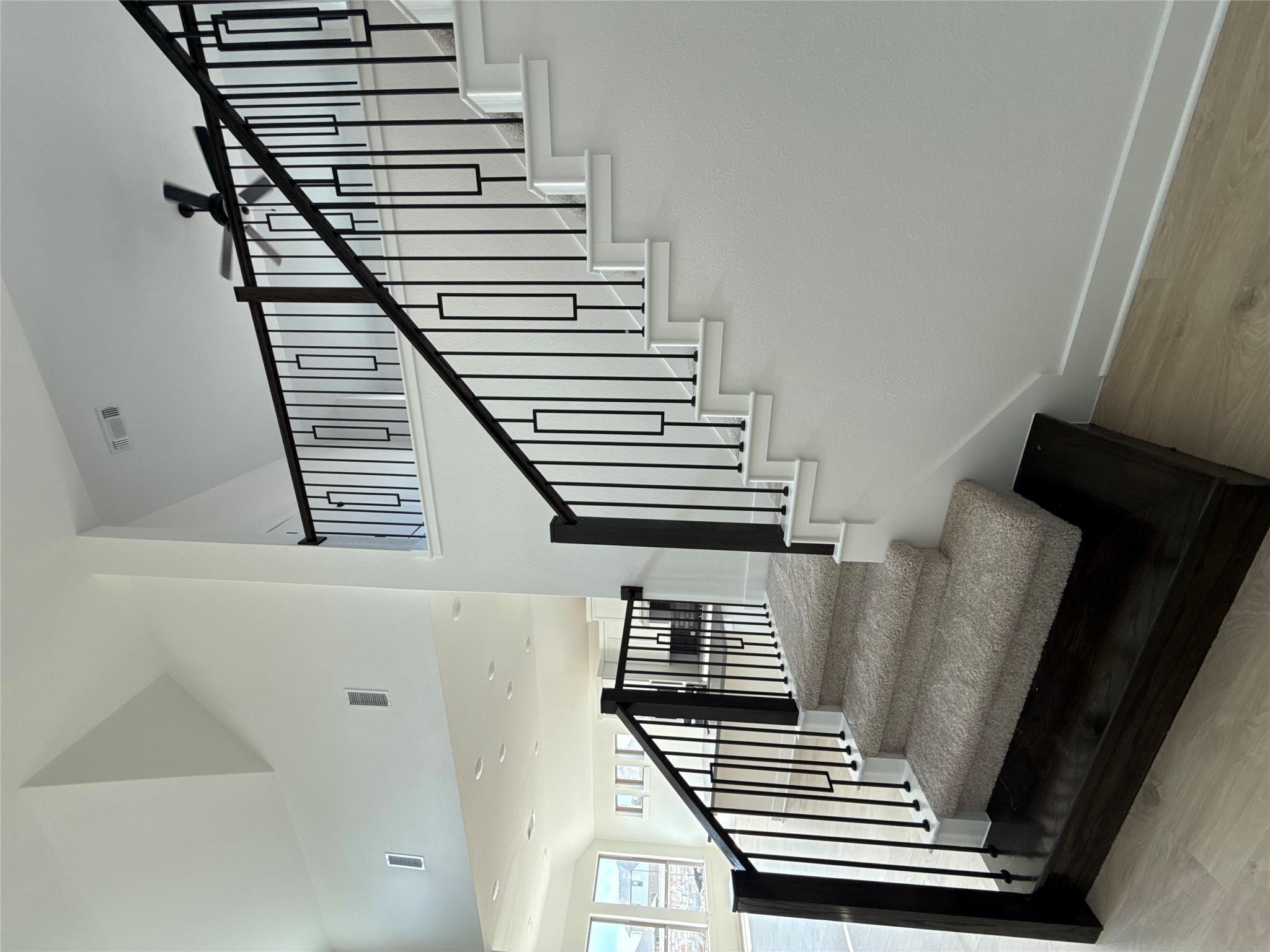 1400 Snowdrop DR