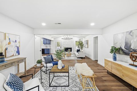 Photo of 9801 Oak Hollow DR, Austin, TX 78758 (MLS # 7697803)