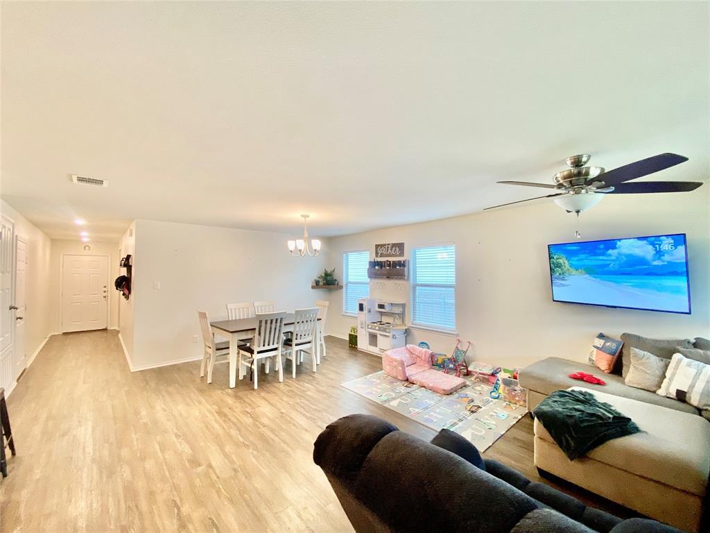 110 W Point WAY