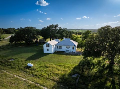 1649 Schumann RD Stonewall TX 78671