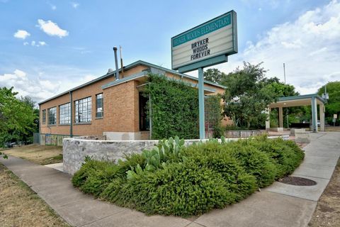 Tiny photo for 4304 Shoalwood Ave, Austin, TX 78756 (MLS # 1625911)