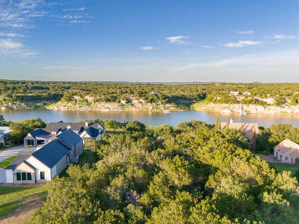 View Spicewood, TX 78669 property