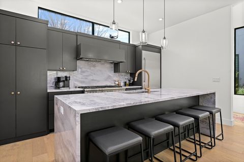 Tiny photo for 2800 Del Curto RD #3, Austin, TX 78704 (MLS # 3413901)