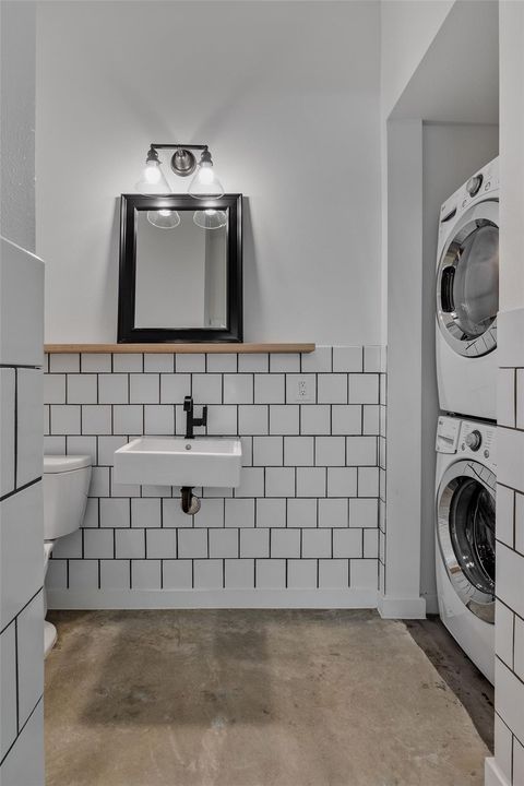 Tiny photo for 2211 Canterbury ST #B, Austin, TX 78702 (MLS # 9608421)