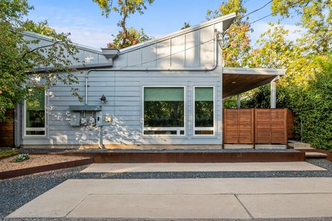 Tiny photo for 2211 Canterbury ST #B, Austin, TX 78702 (MLS # 9608421)