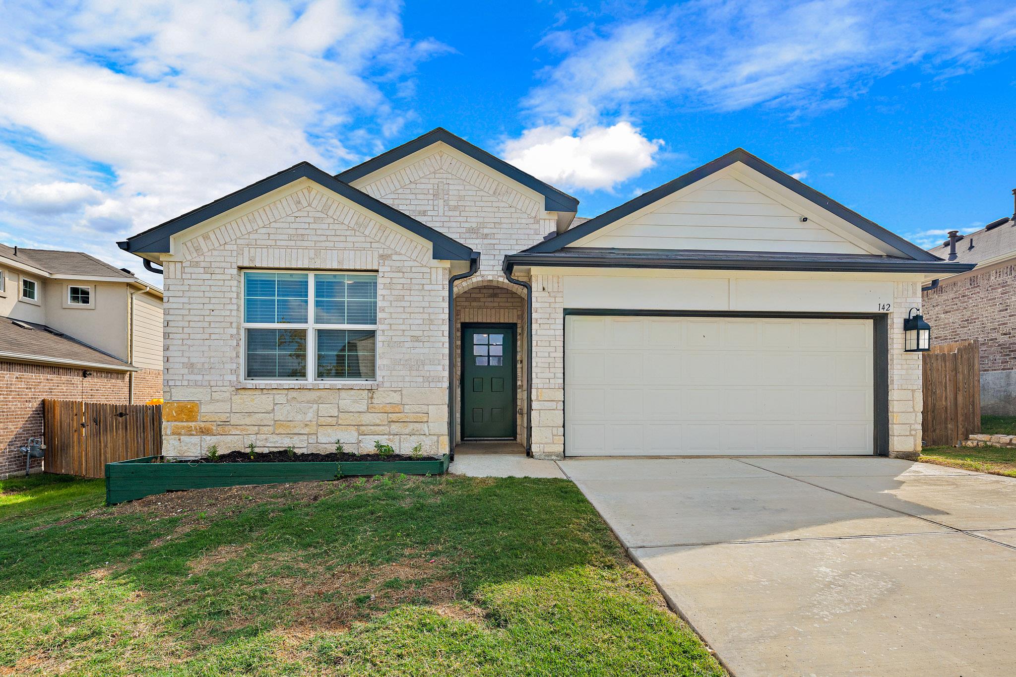 142 Solitude DR - Photo 3