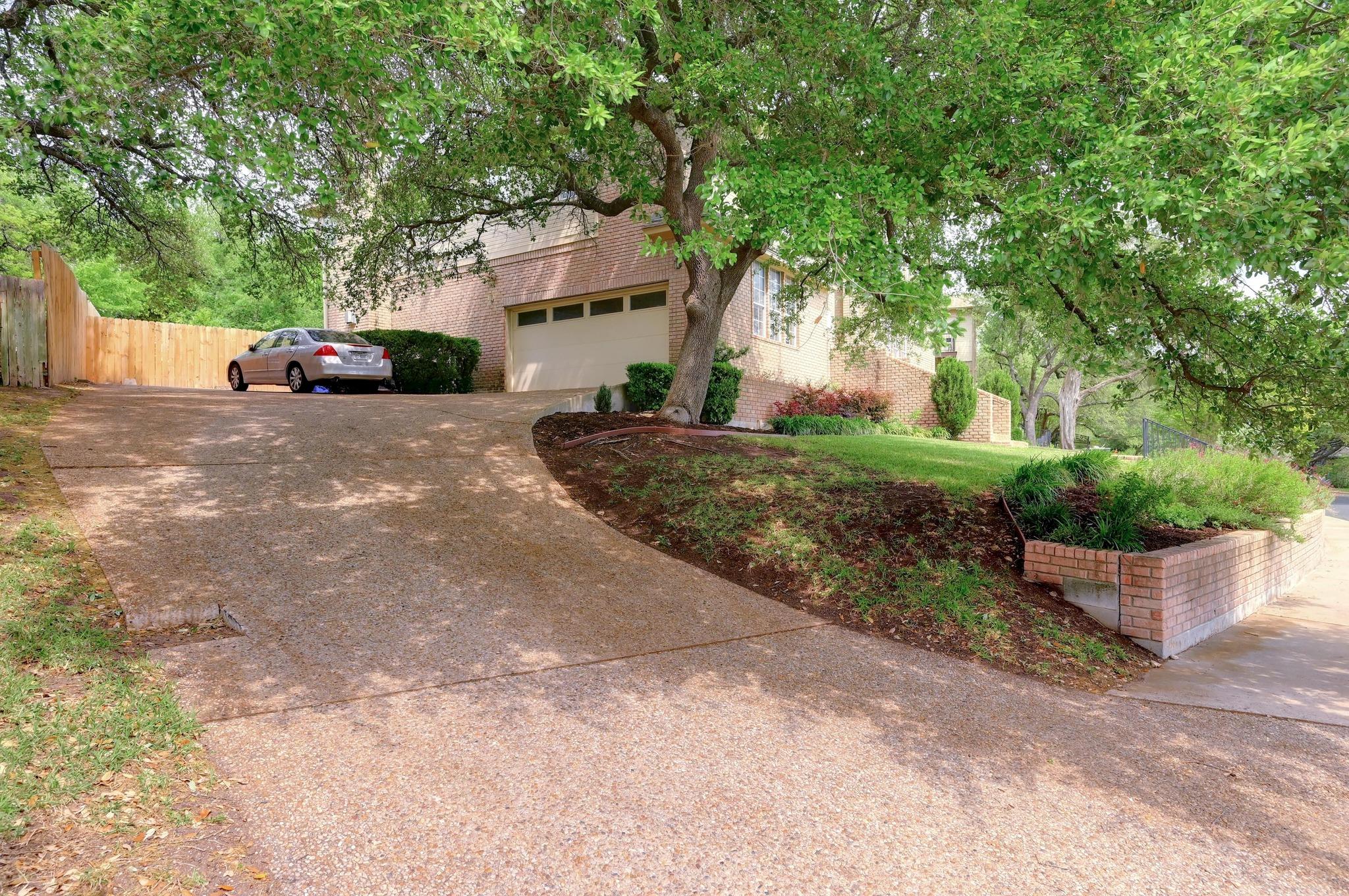 8108 Asmara DR
