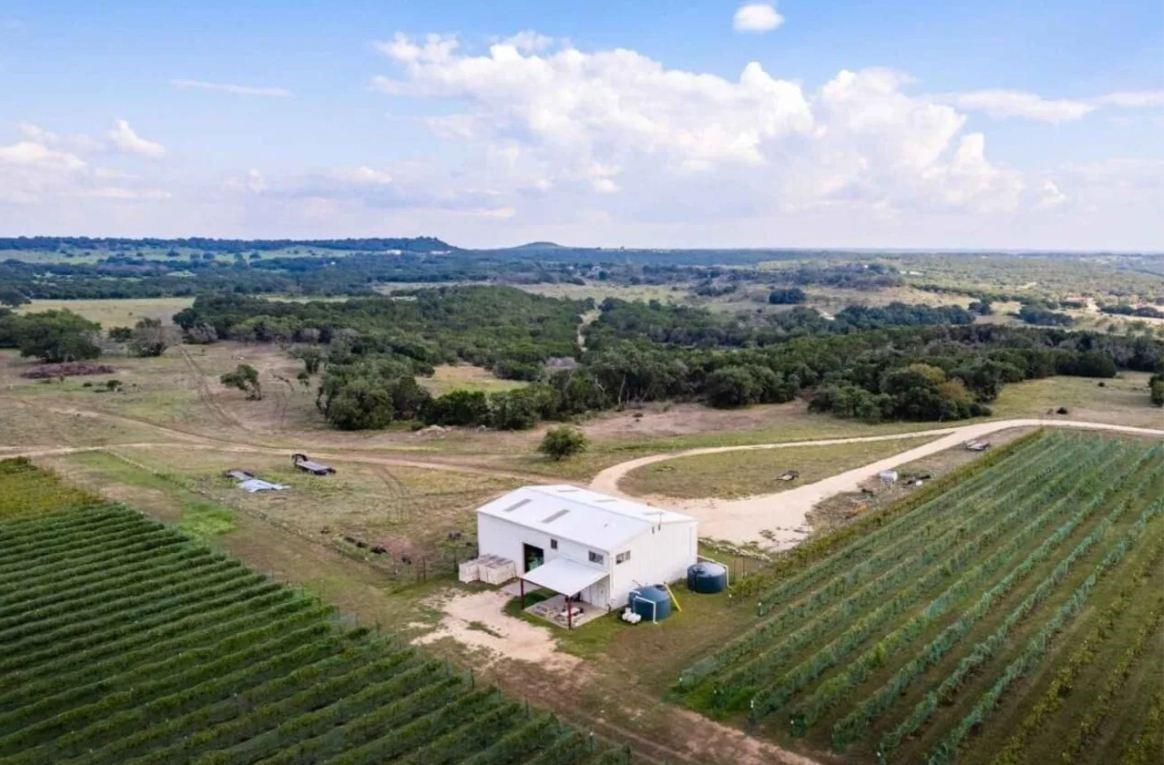 518 County Road 1403 CTR