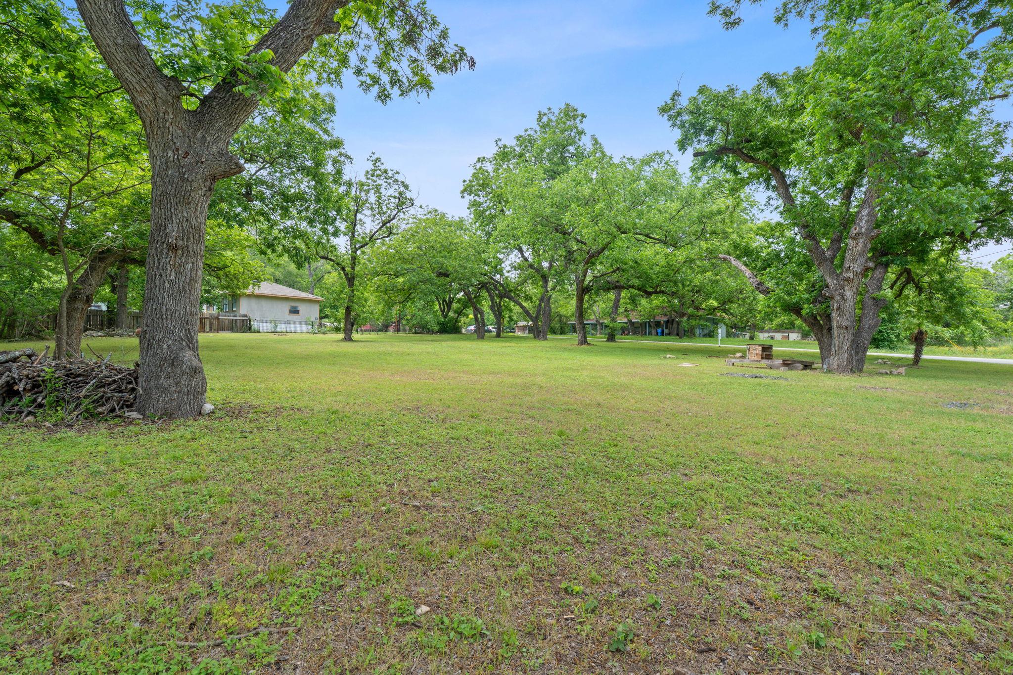 11824 Pecan DR