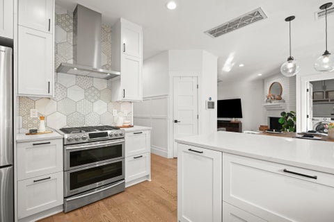 Tiny photo for 10604 Ames LN, Austin, TX 78739 (MLS # 3522607)
