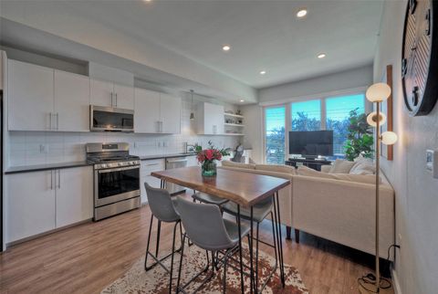 Photo of 4004 Banister LN #207, Austin, TX 78704 (MLS # 8212953)