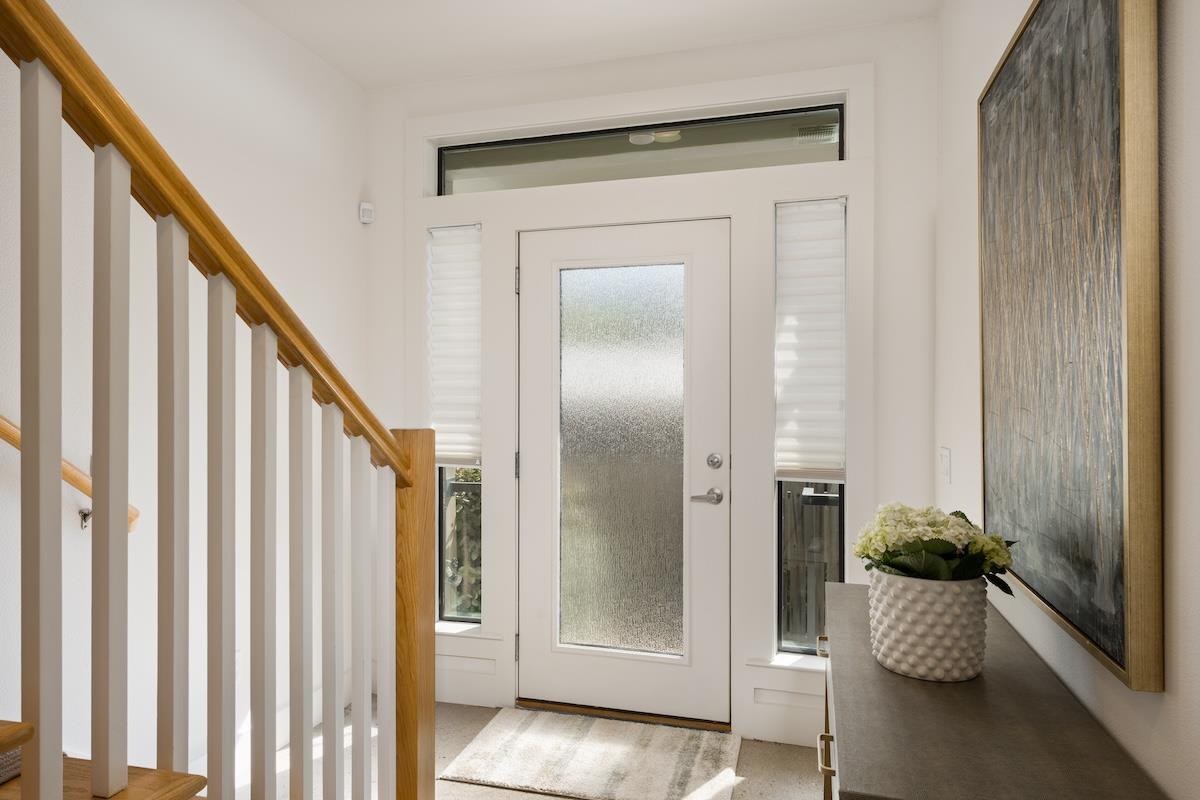 1305 Exposition BLVD 4