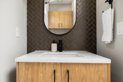 Tiny photo for 1401 E 3rd ST #1, Austin, TX 78702 (MLS # 8654087)