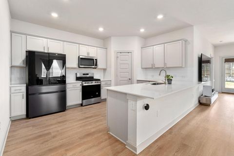Tiny photo for 10509 Defender TRL, Austin, TX 78754 (MLS # 6935062)
