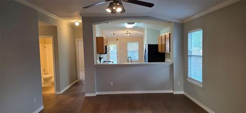 Photo of 204 Quail Hollow DR, Hutto, TX 78634 (MLS # 7930083)