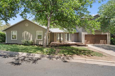 Photo of 1411 Burford PL, Austin, TX 78704 (MLS # 1941602)