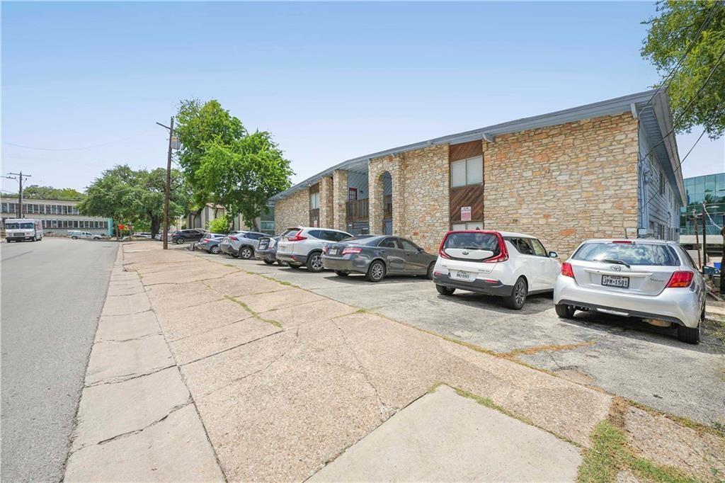Photo 1 of 11 — 2408 Longview ST 202, Austin, TX 78705
