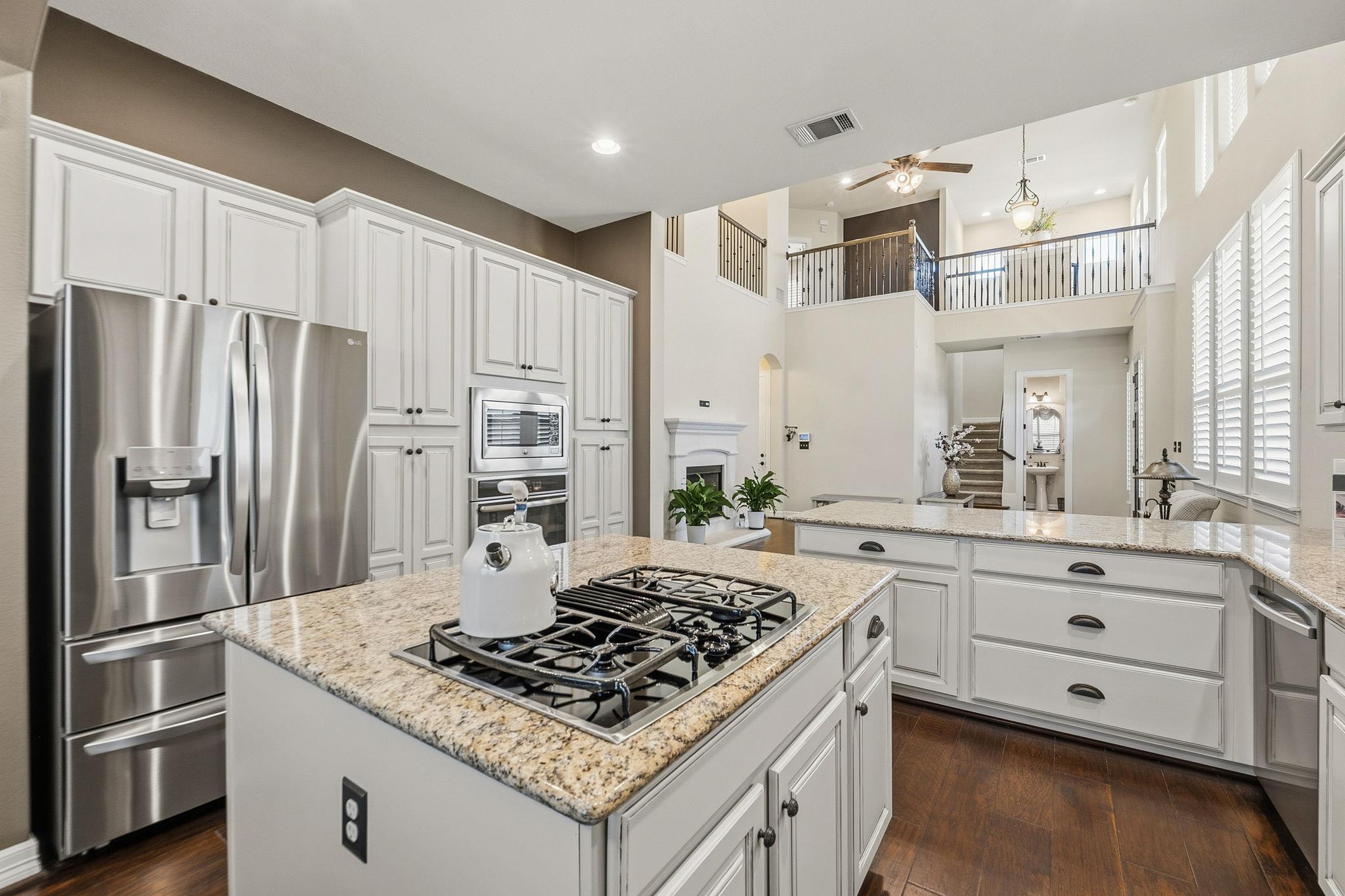 401 Bellagio DR