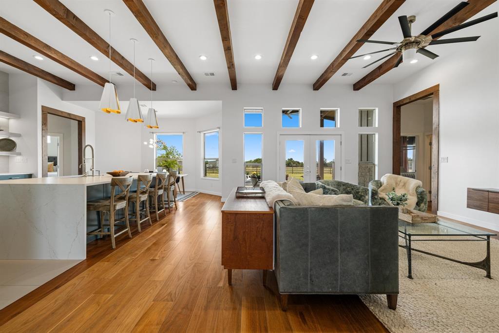 215 Mesa Vista DR