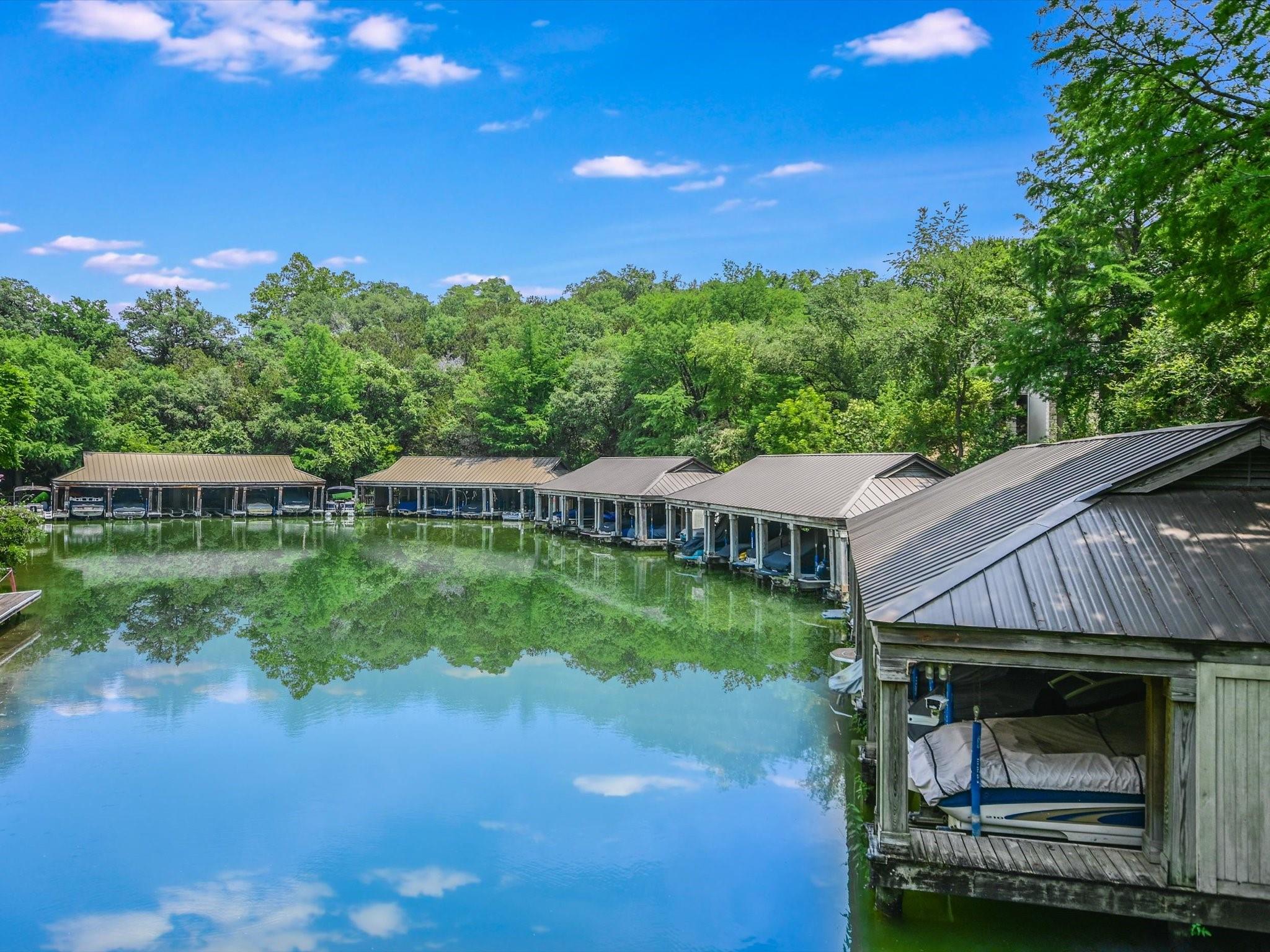 View Austin, TX 78746 property