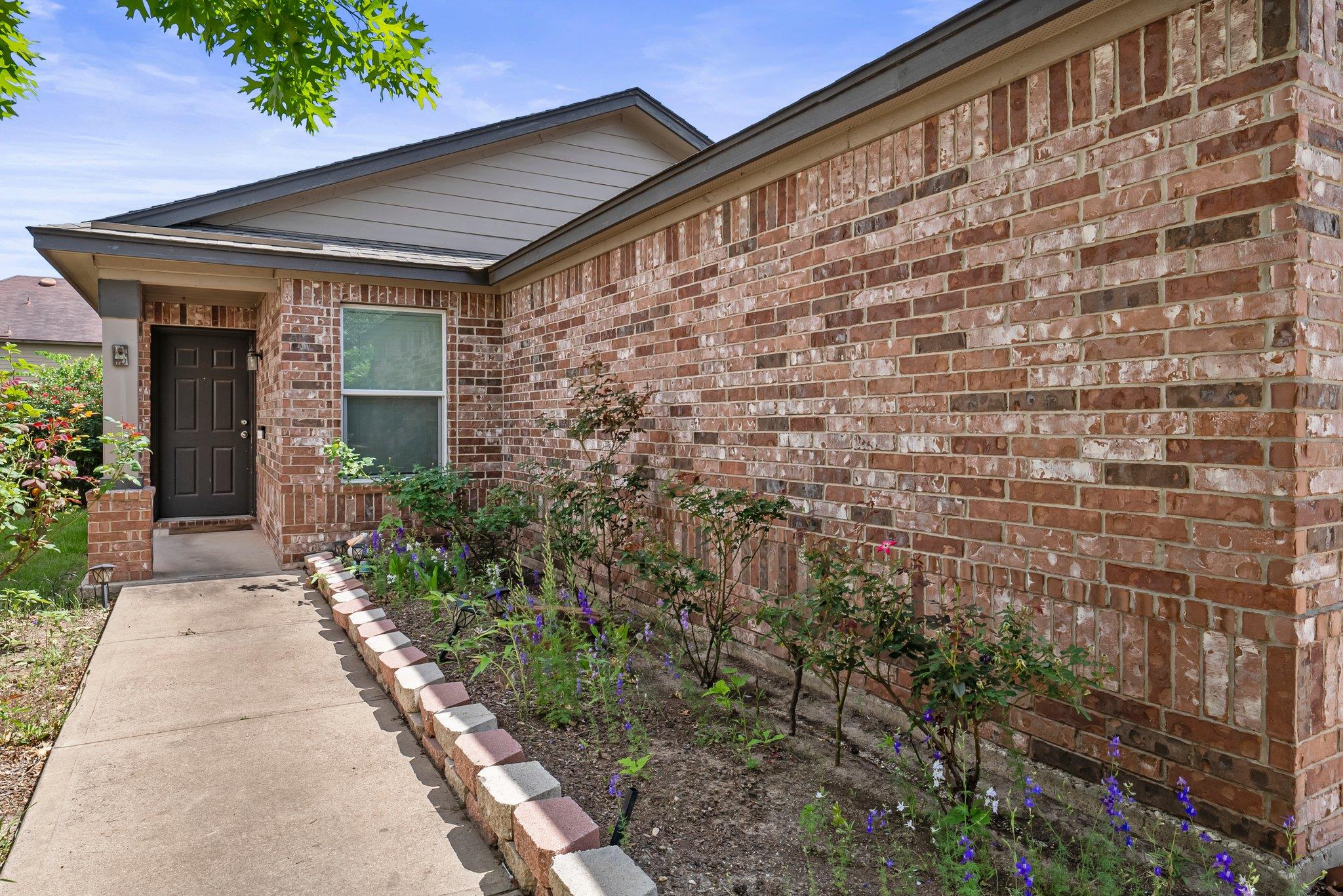 607 Big Bend TRL