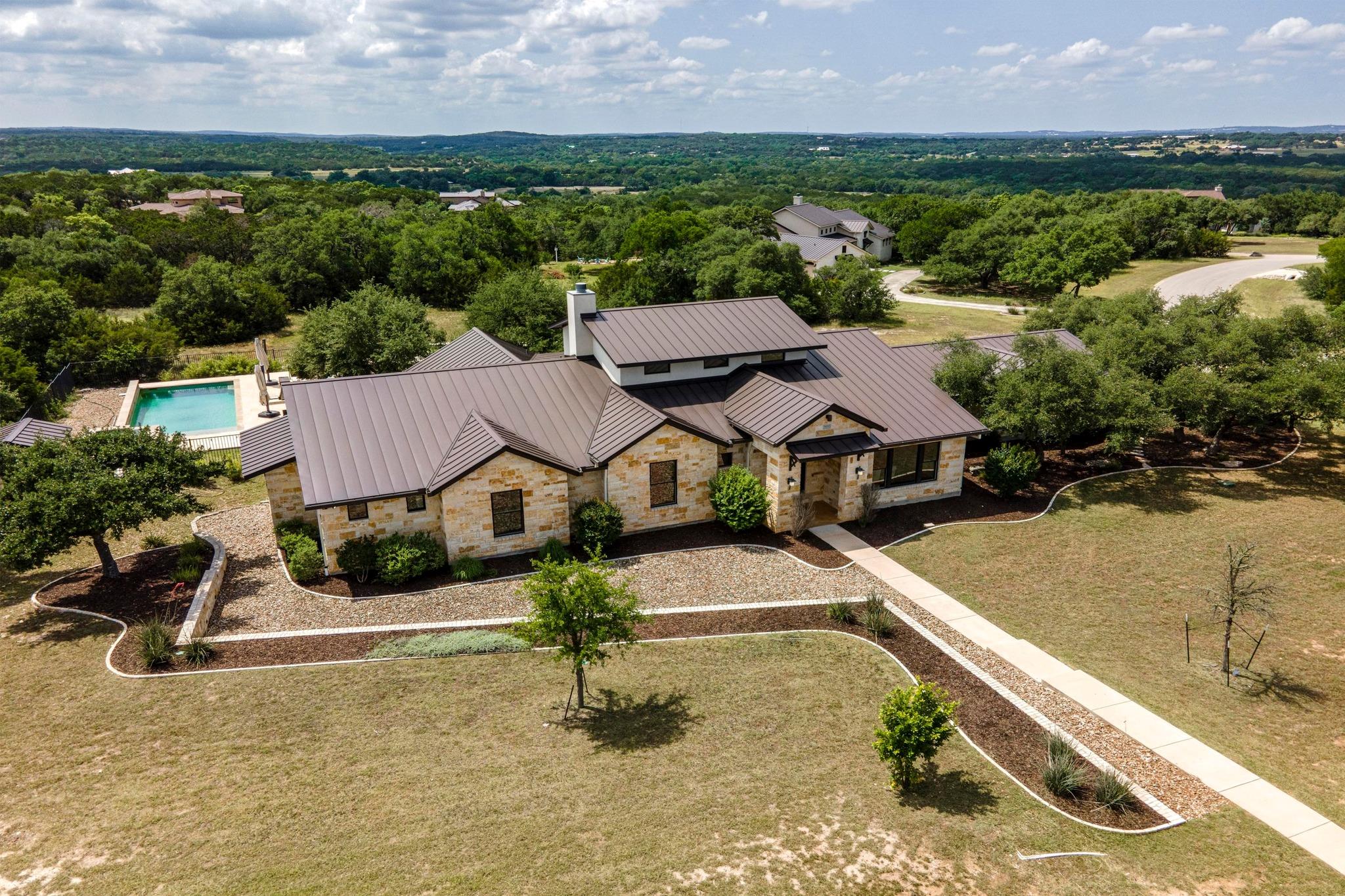 3400 Tuscany DR