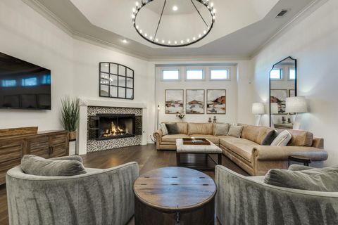 Tiny photo for 3 The Hills DR, The Hills, TX 78738 (MLS # 7312779)