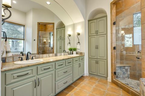 Tiny photo for 3 The Hills DR, The Hills, TX 78738 (MLS # 7312779)