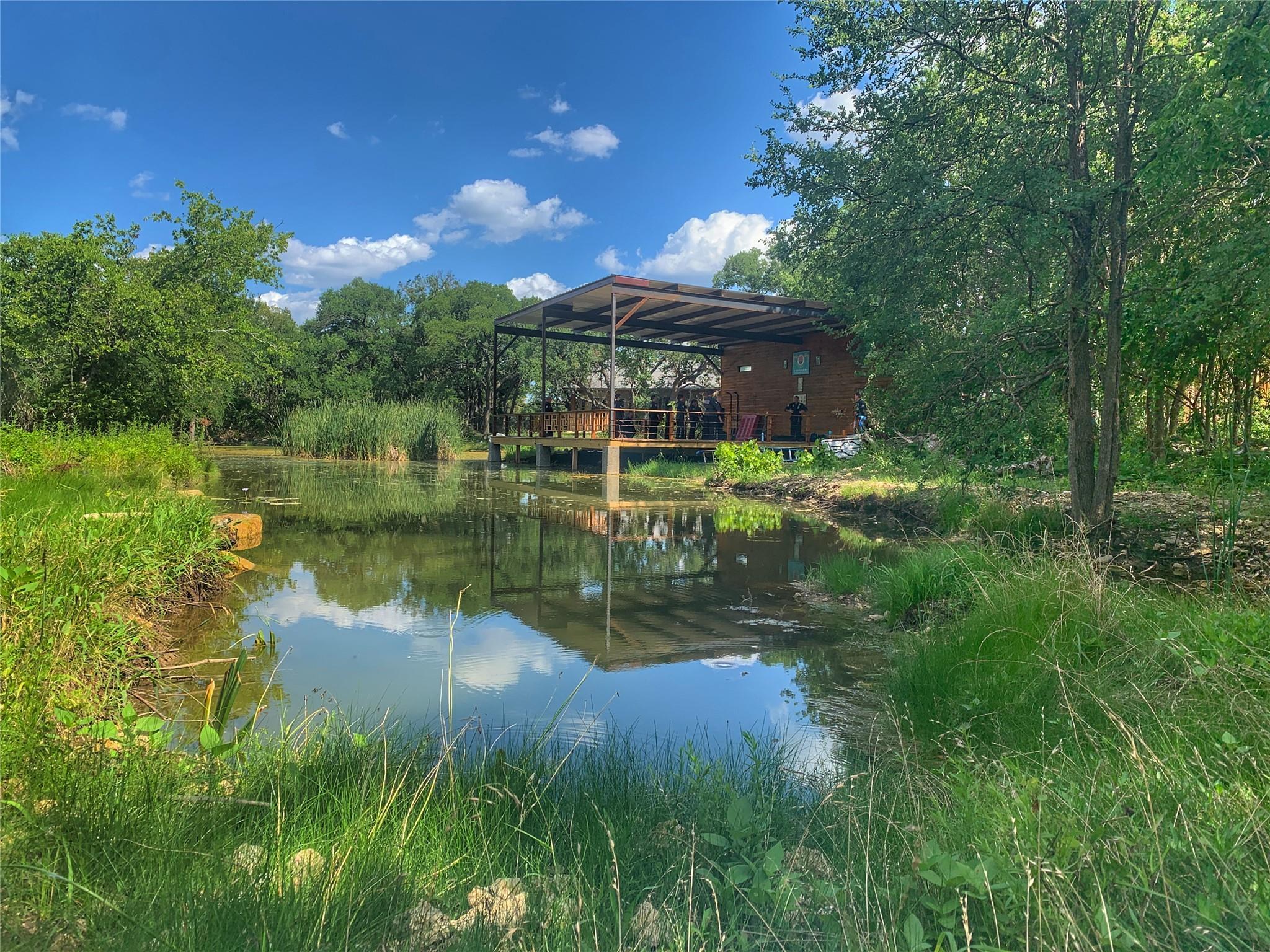 100 Mockingbird Hill LN