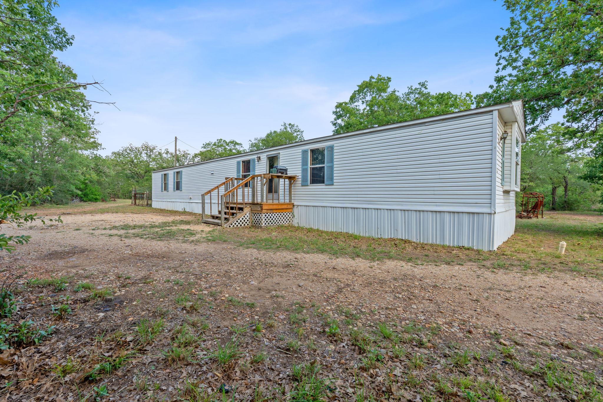 465 Catfish LN