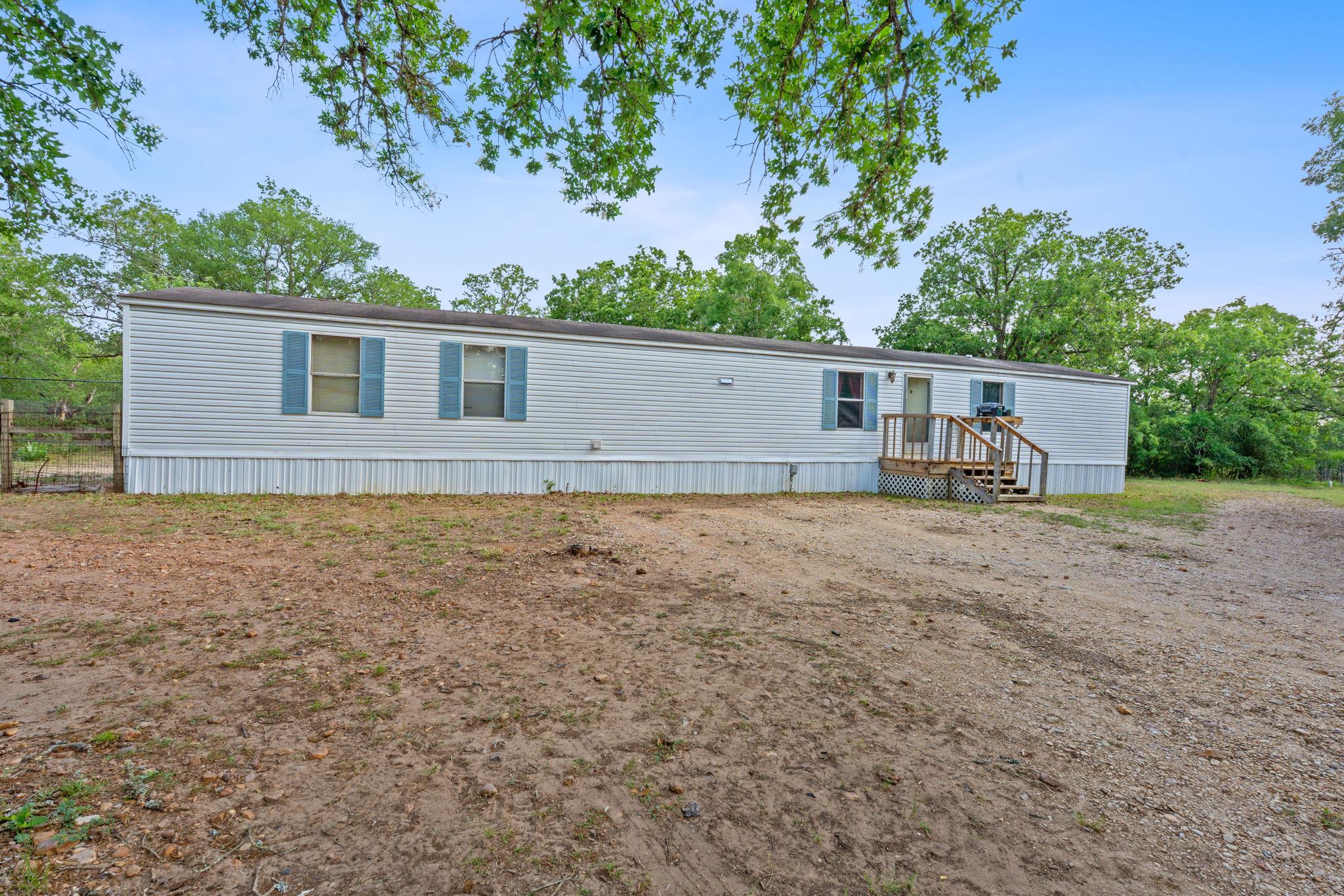 465 Catfish LN