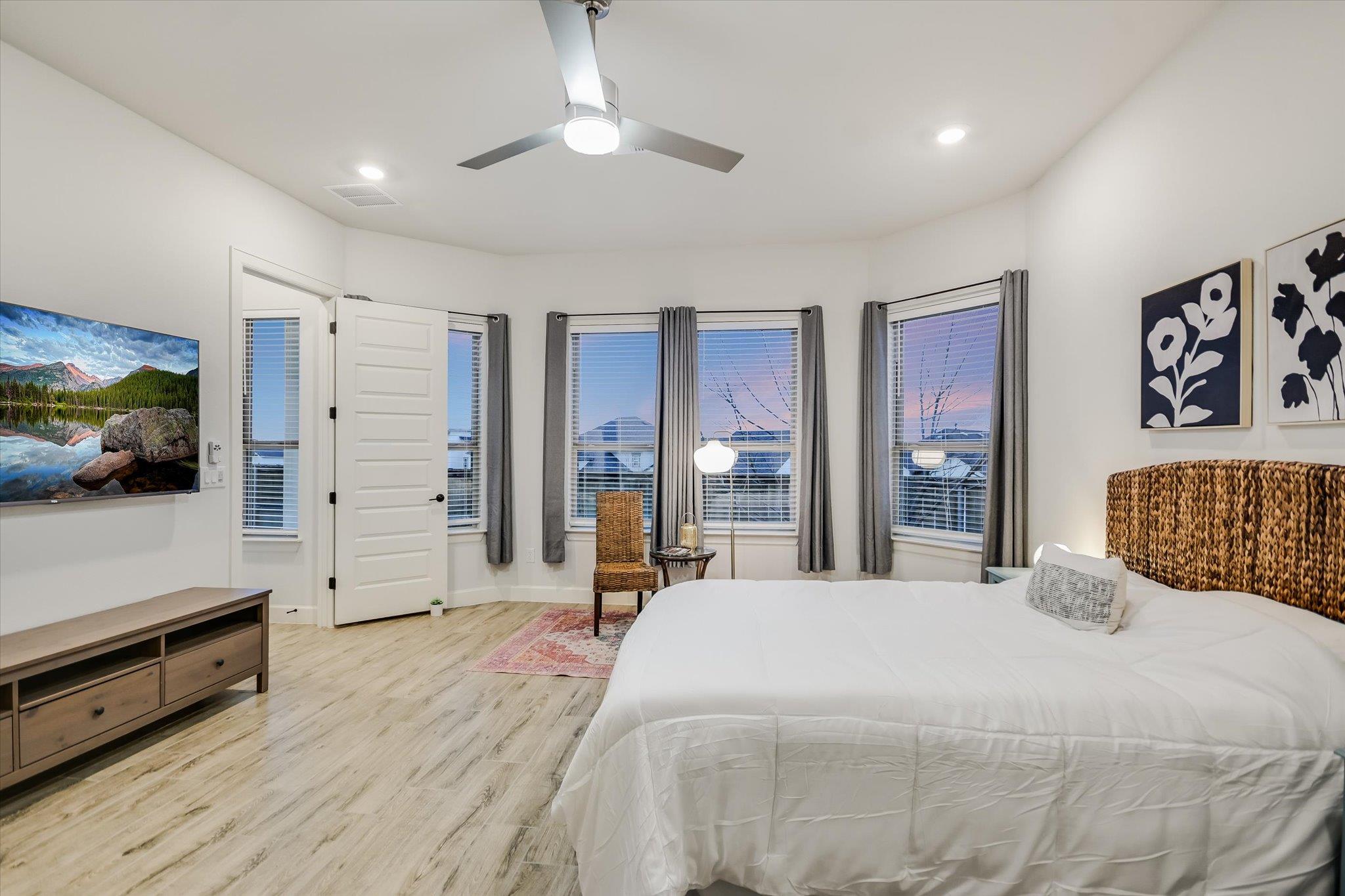 Austin, Texas 78748, United States, 4 Bedrooms Bedrooms, ,3 BathroomsBathrooms,Residential,Active,76991