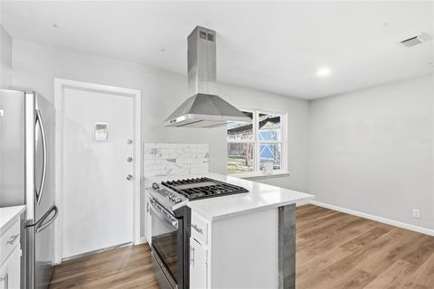 Tiny photo for 404 Seminole DR, Austin, TX 78745 (MLS # 8801542)