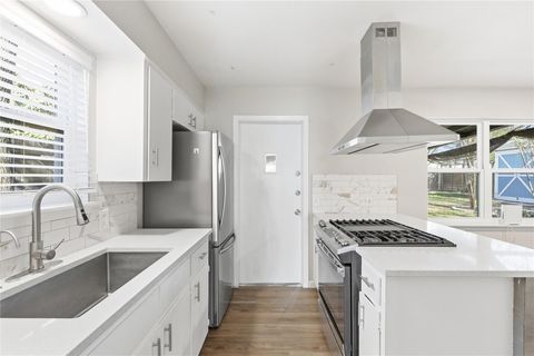 Tiny photo for 404 Seminole DR, Austin, TX 78745 (MLS # 8801542)