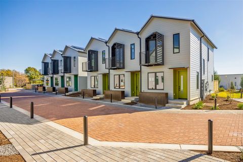 104 Lively LN B San Marcos TX 78666