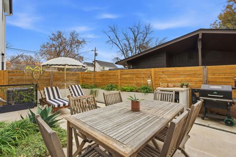 Tiny photo for 610 Amesbury LN #A, Austin, TX 78752 (MLS # 3035702)