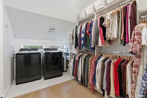 Tiny photo for 610 Amesbury LN #A, Austin, TX 78752 (MLS # 3035702)